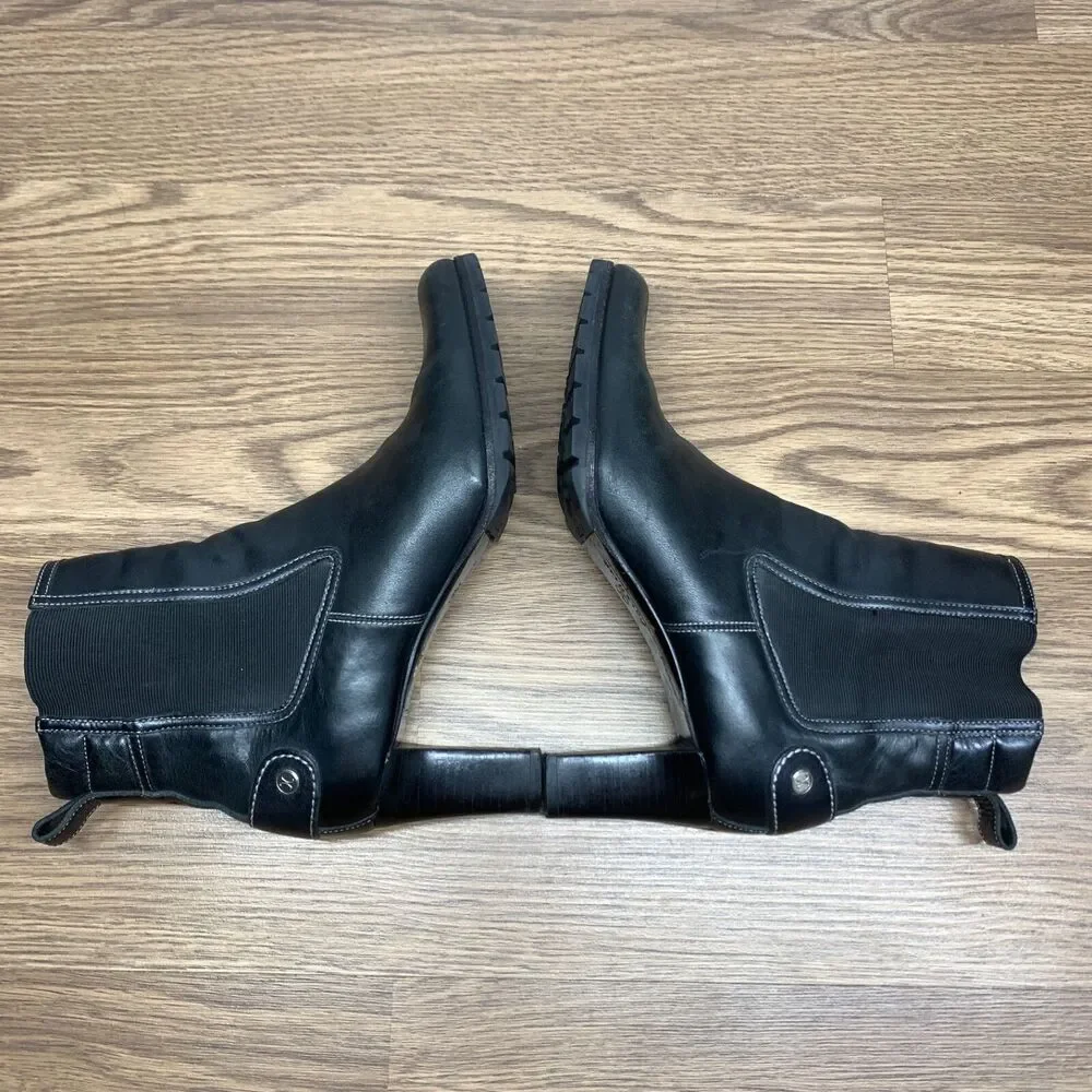 Cole‎ Haan Women's 9.5 B Black Leather Vibram Sole Slip On Stretch Ankle Booties